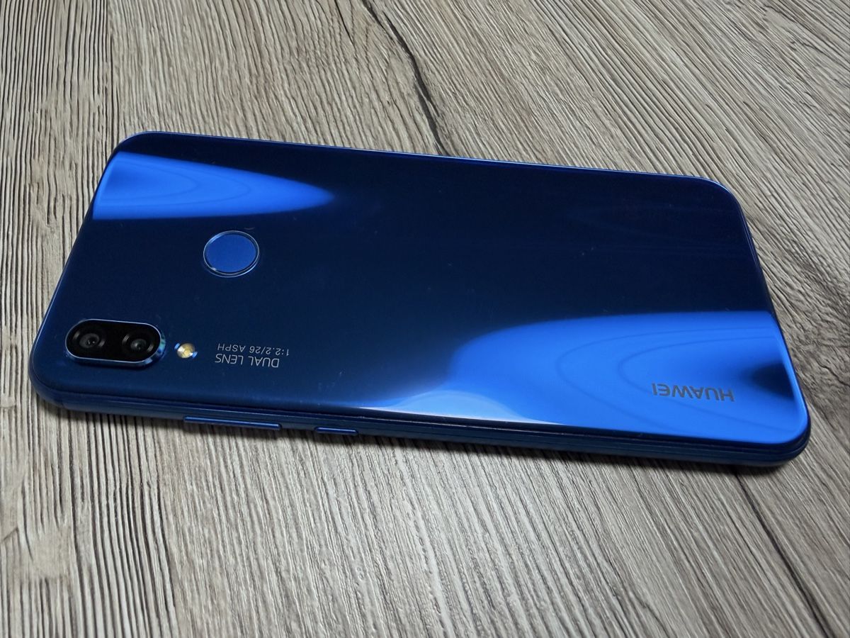 Huawei Telefoni cellulari / Smartphones: Huawei P20 Lite 64GB Blau – Usato da Benglen venduto da bmwgt 5