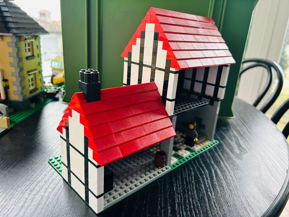 Lego Kit di costruzioni: LEGO MOC medieval HOUSE – Usato da Riazzino venduto da cat_w7kf 4