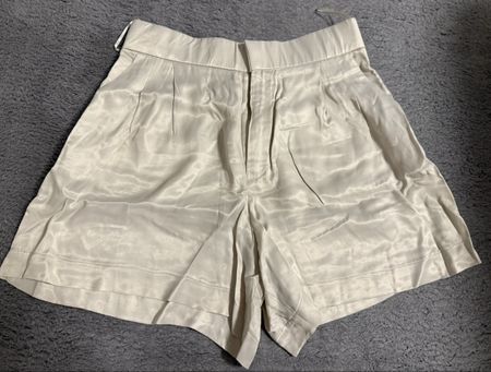 Short Zara couleur crème, taille S