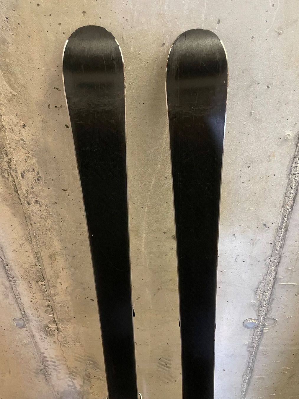 Sci: Freestyle Scream Ski 137cm, gebraucht – Usato da Zug venduto da falama 3