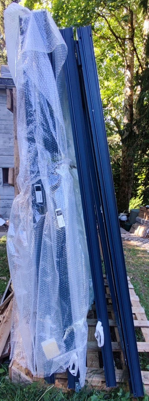 Fenster: Terrassefenster – Neu und originalverpackt aus Les Pontins von ram_wy9s 1