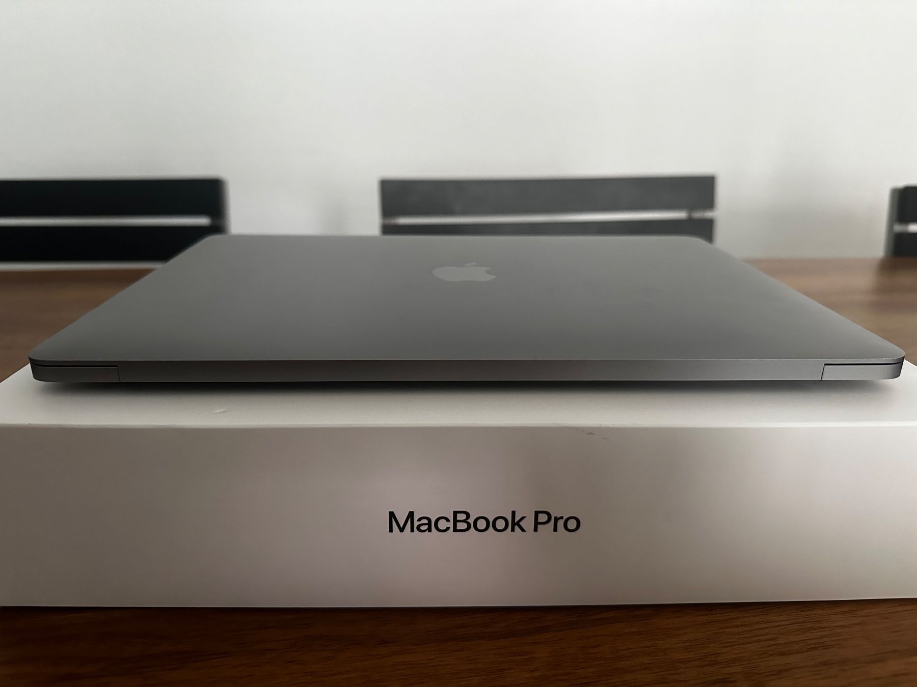 Apple Portables: 13" MacBook Pro 2020 (Intel Core i5) – D'occasion à Zürich par Daniiii167 4