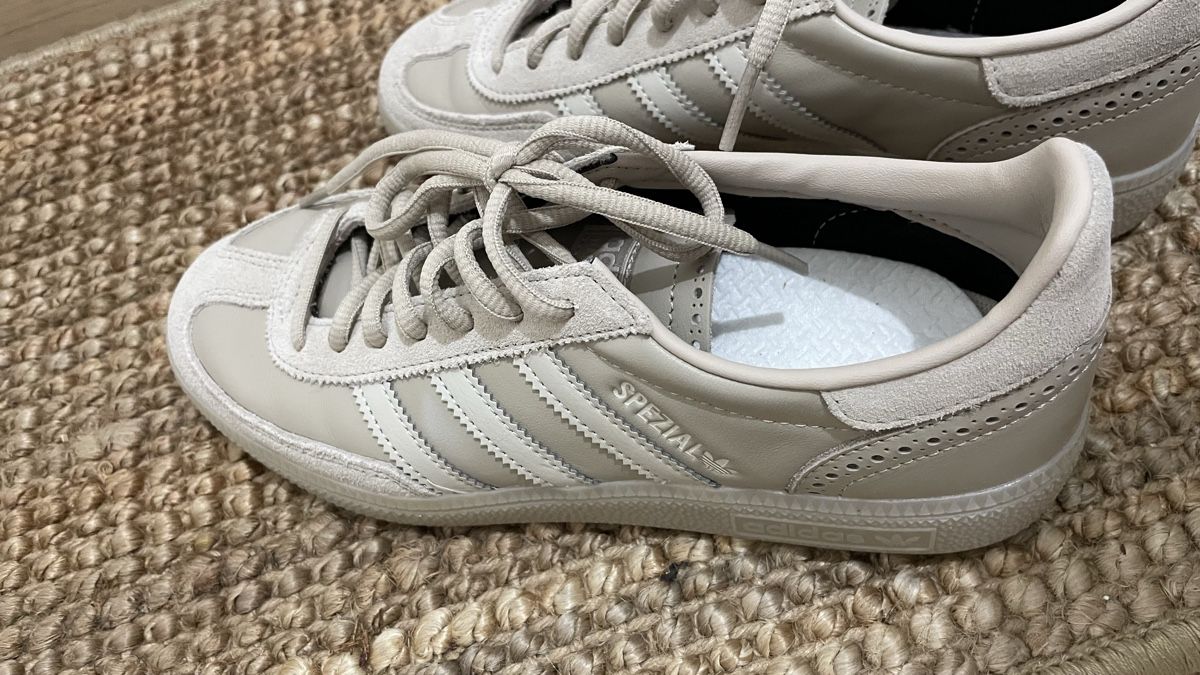 Damenschuhe: Adidas Spezial 38 2/3 – Gebraucht aus Satigny von Pauline_1987 1