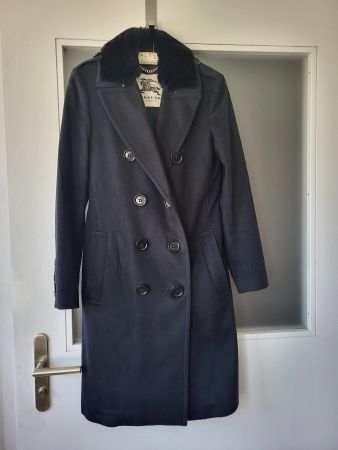 Burberry London Mantel