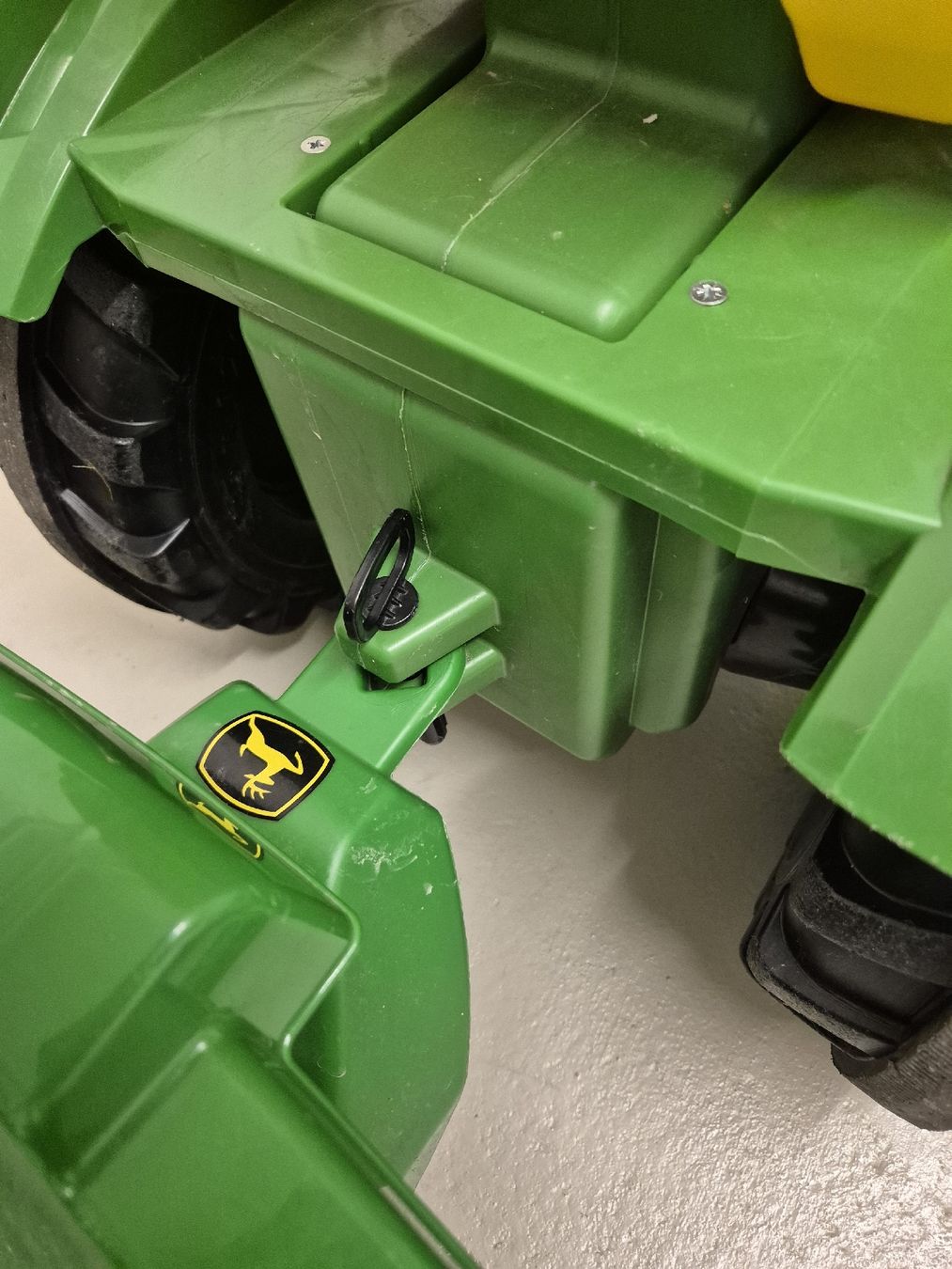 John Deere Tracteurs: Tracktor – D'occasion à Rickenbach SO par S.u.n.s.h.i.n.e.83 3
