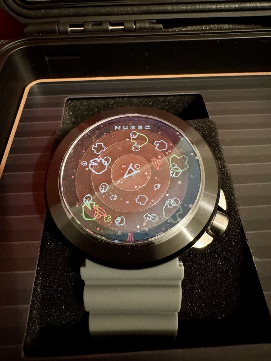 Orologi: Nubeo Atari Asteroids Limited Edition Watch - Nova Nightfall – Nuovo e nell'imballaggio originale da Uitikon Waldegg venduto da polento1979 1