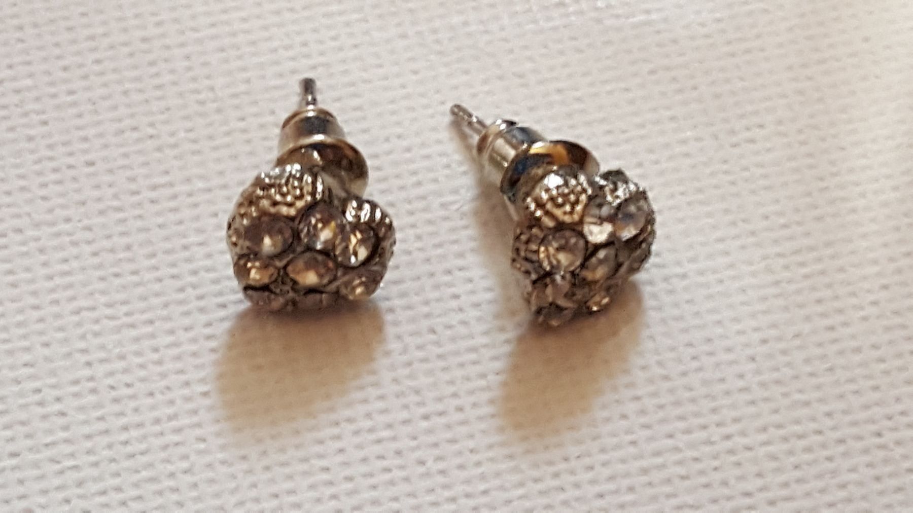 Ohrringe & -stecker: Herz Ohrstecker – Neu (gemäss Beschreibung) aus Schönengrund von ThuleA 1