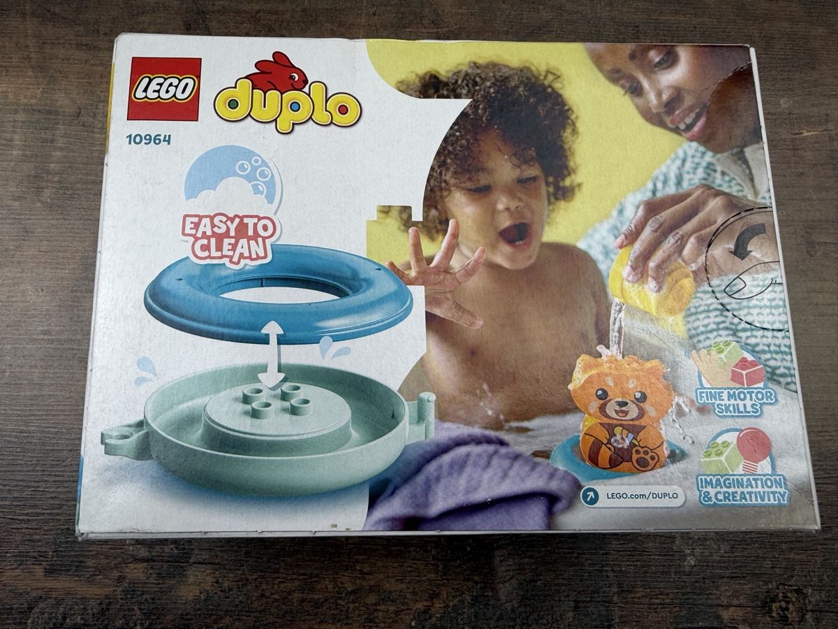 Lego Statuette: LEGO Duplo 10964 Bath Time Fun: Floating Red Panda – Nuovo e nell'imballaggio originale da Hallau venduto da R.R.91