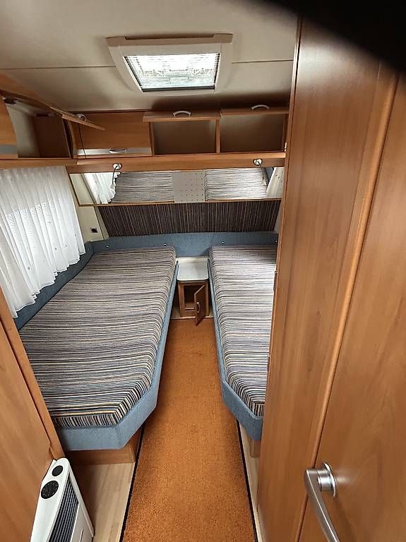 Veicoli da campeggio: Wohnwagen  – Usato da Ganterschwil venduto da CS-150 1