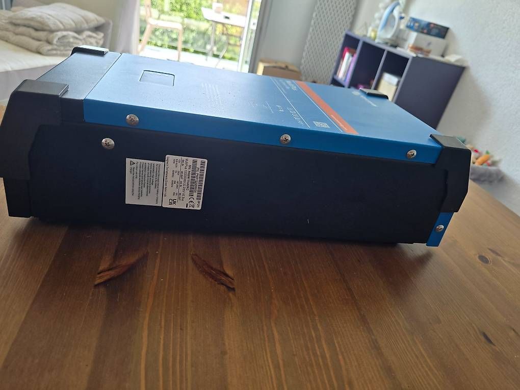 Victron Convertisseurs: Convertisseur-Chargeur Victro Energy MultiPlus 12/2000/80-32 – D'occasion à Romanel-s-Lausanne par alex.lapoudre 3