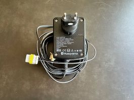 Chargeur AC/DC Husqvarna  Modèle FW7312 + rallonge