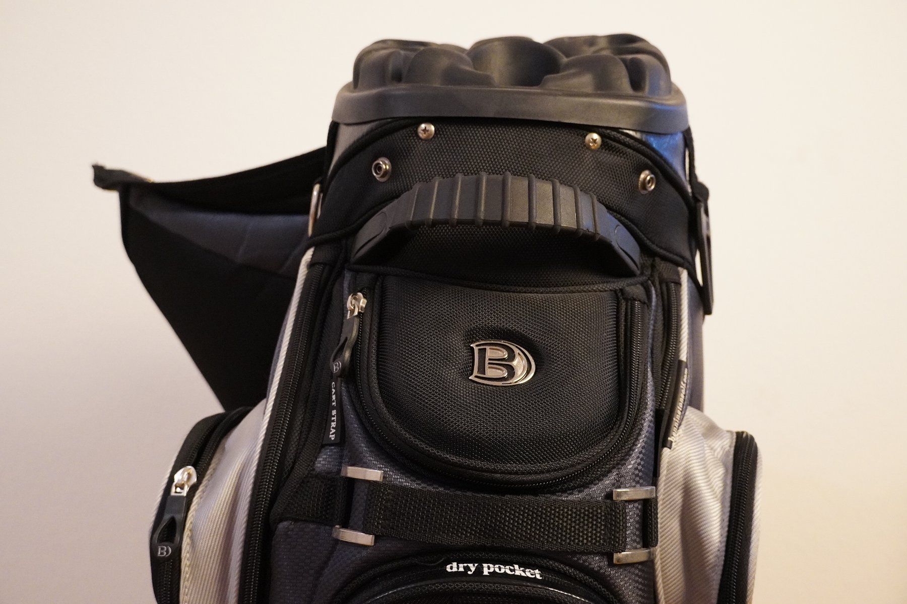 Sonstiges zum Golf: Golf Tasche, Bennington Golf Bag Q12 – Gebraucht aus Zug von  2