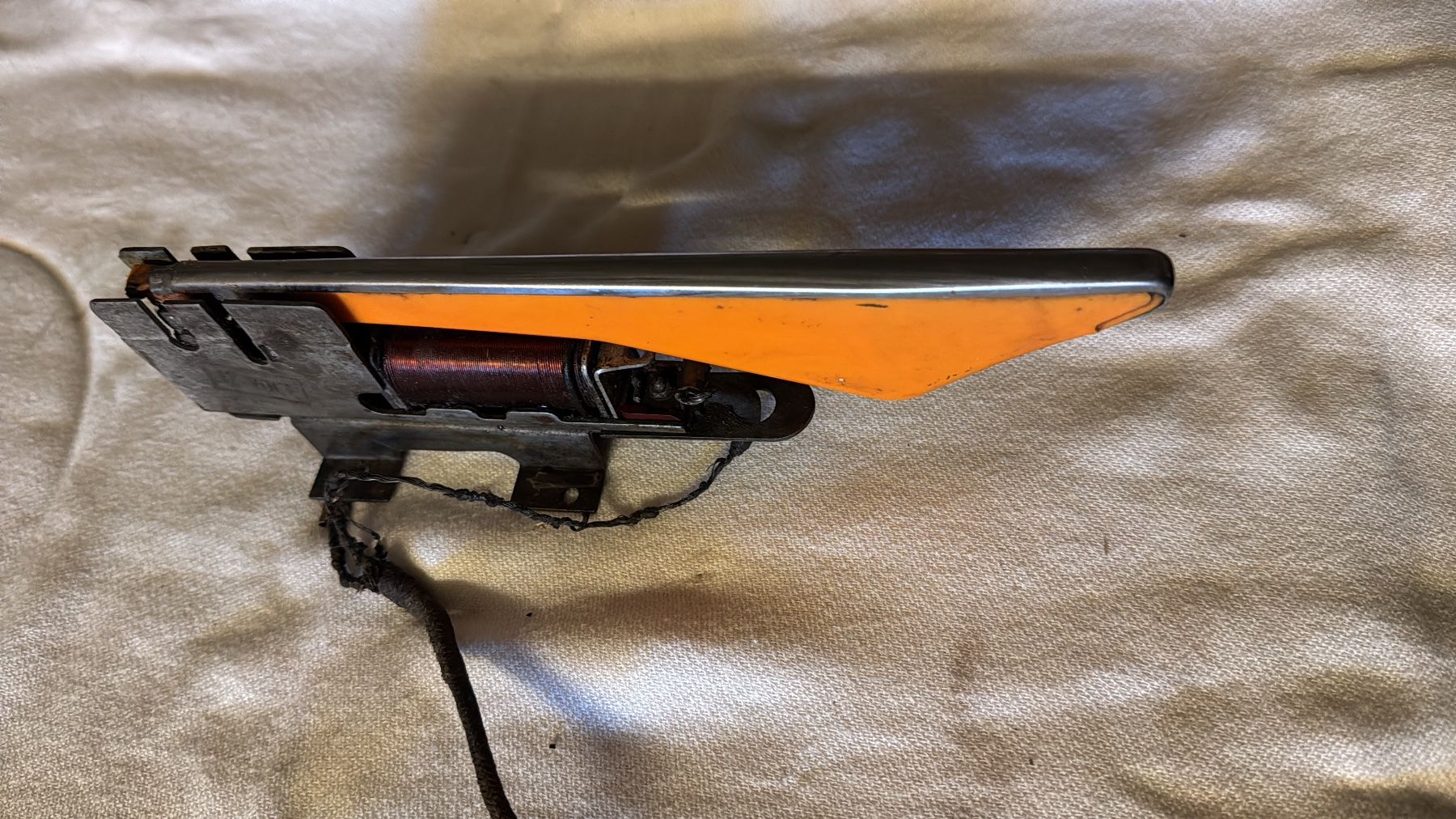 Tutti pezzi di ricambio auto: Oldtimer Blinkerhebel 6 V Chrom AKTIONS PREIS – Usato da Luzern venduto da Basa73