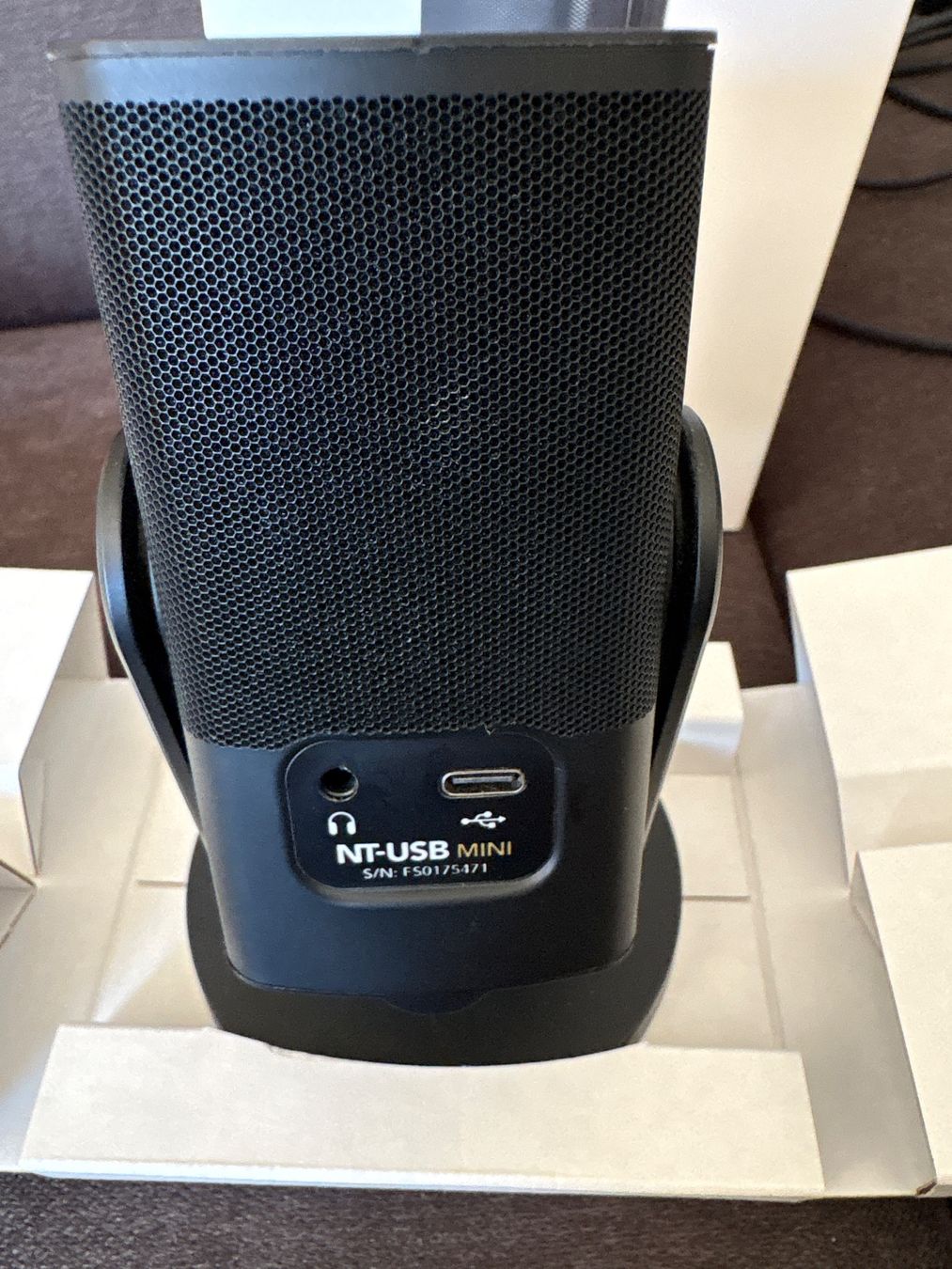 Røde Microfoni: Microphone USB Rode NT-USB Mini, qualité studio comme neuf – Usato da Préverenges venduto da Gilchris 3