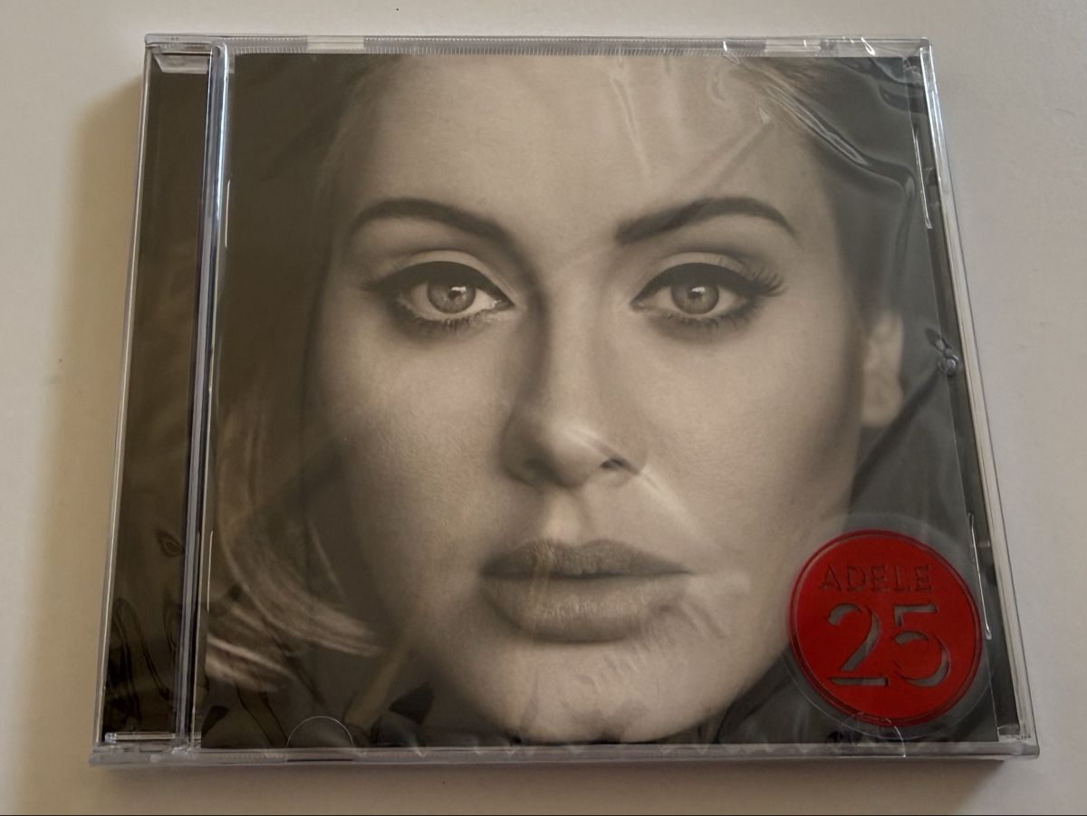 CDs: Adele 25 CD neu originalverpackt – Neuf avec emballage d'origine à Oberried Brienz par Chyara