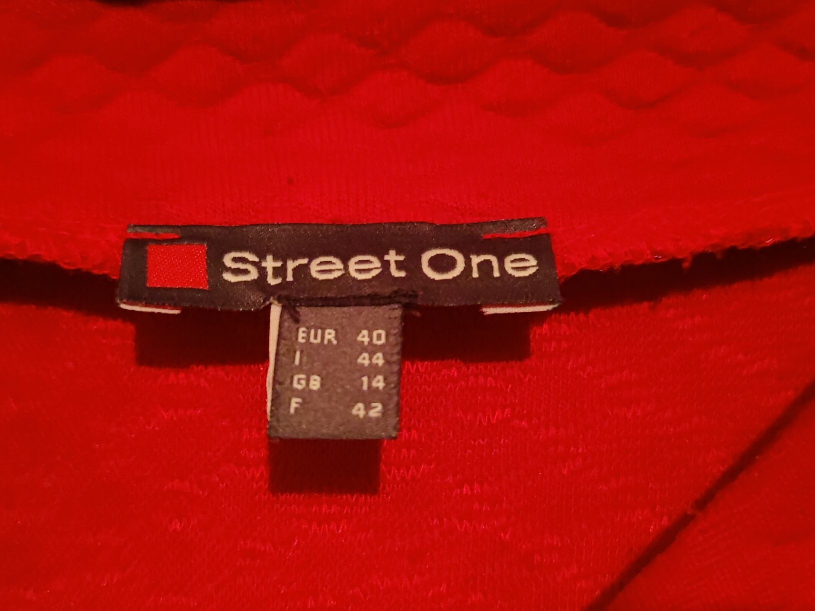 Maglioni & Felpe: Street One Damen Pulli Grösse 40 – Usato da St. Gallen venduto da Shelu712 1