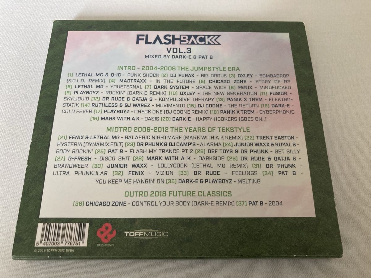 CD: Flashback Vol.3 - Mixed by Dark-E & Pat B. CD – Usato da Winterthur venduto da Eisenware 2