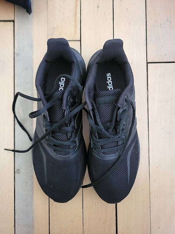 Chaussures hommes: Adidas Firebird 42 2/3 – D'occasion à Zürich par nikostr