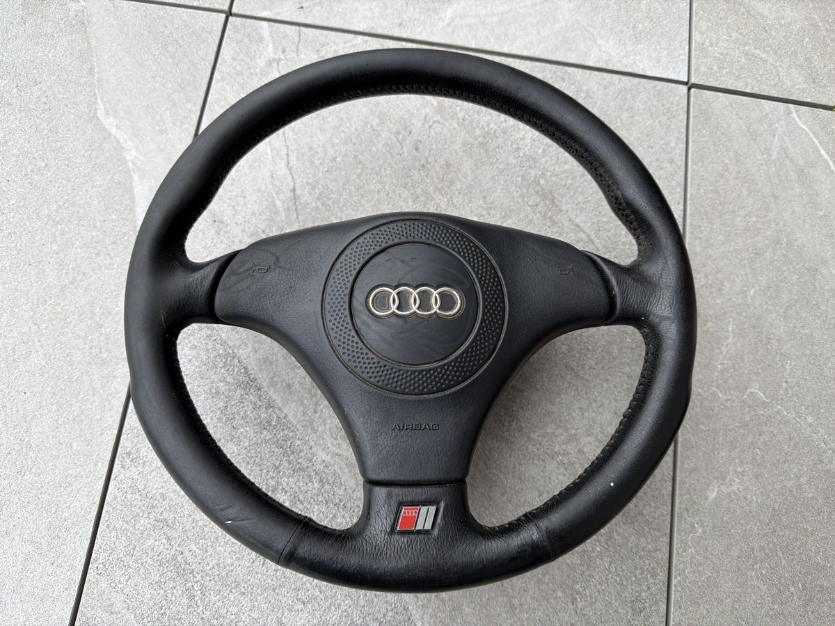 Audi Alle Autoersatzteile: Audi S4 B5 Leder-Lenkrad mit Airbag – Gebraucht aus Wolfwil von Rolex1