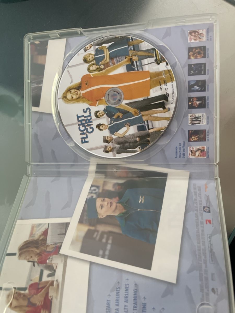 Alle DVDs: DVD Flight Girls – Gebraucht aus Wolfhausen von anz_zjj9 2
