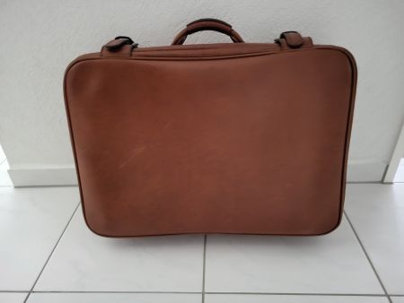 Koffer aus Leder, braun, gut erhalten
