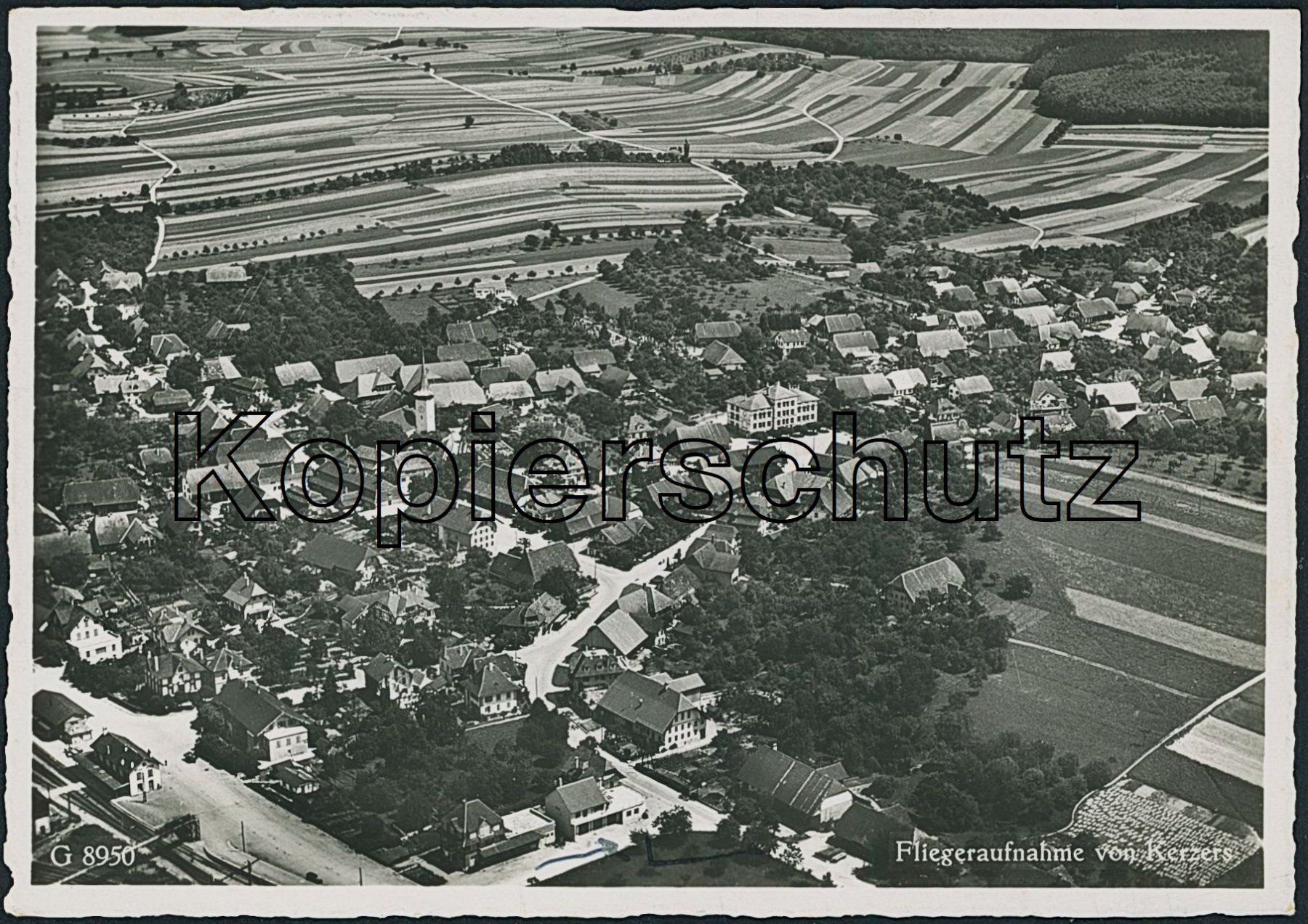 Cartoline postali: FR Kerzers - Flugaufnahme – Usato da Schindellegi venduto da stationary