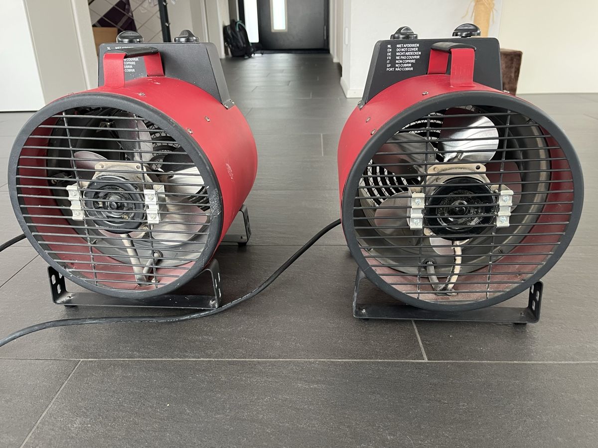 Radiatori: 2x Heizlüfter 3000W – Usato da Fischenthal venduto da andivolley 3