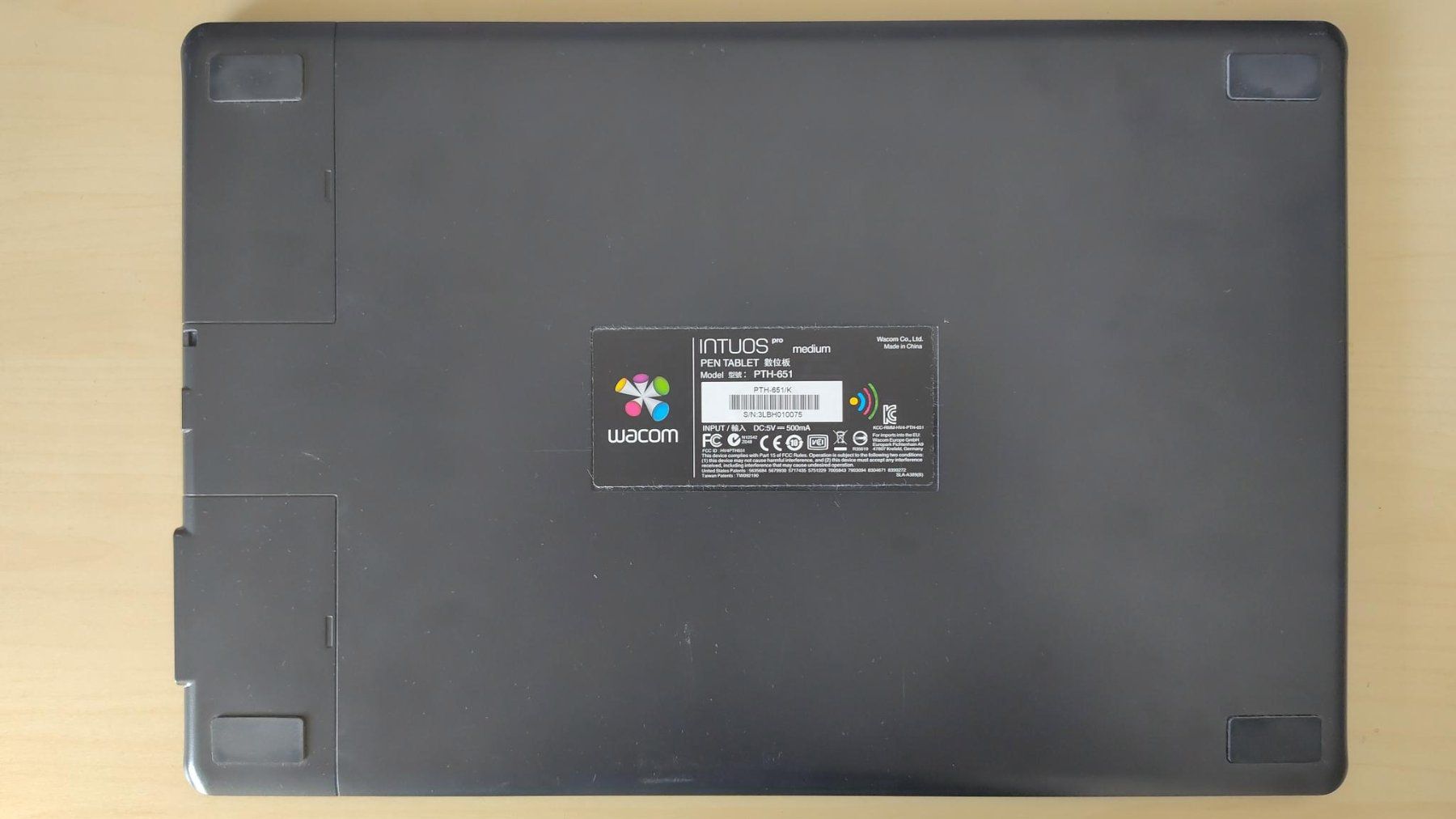 Wacom Tablet PC: WACOM Intuos Pro M Grafiktablett PTH-651 für Win oder Mac – Usato da Bern venduto da Garagesale3000 4