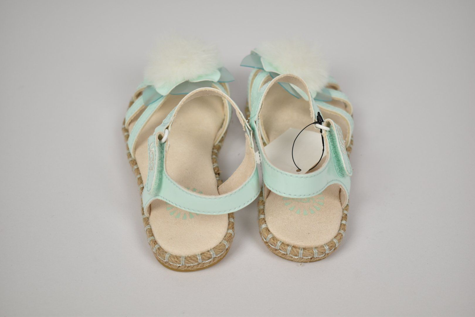 Ugg Scarpe per ragazze: UGG Sandalen, super süss, Gr.26 – Nuovo (secondo la descrizione) da Nürensdorf venduto da 2ND_STORY 4