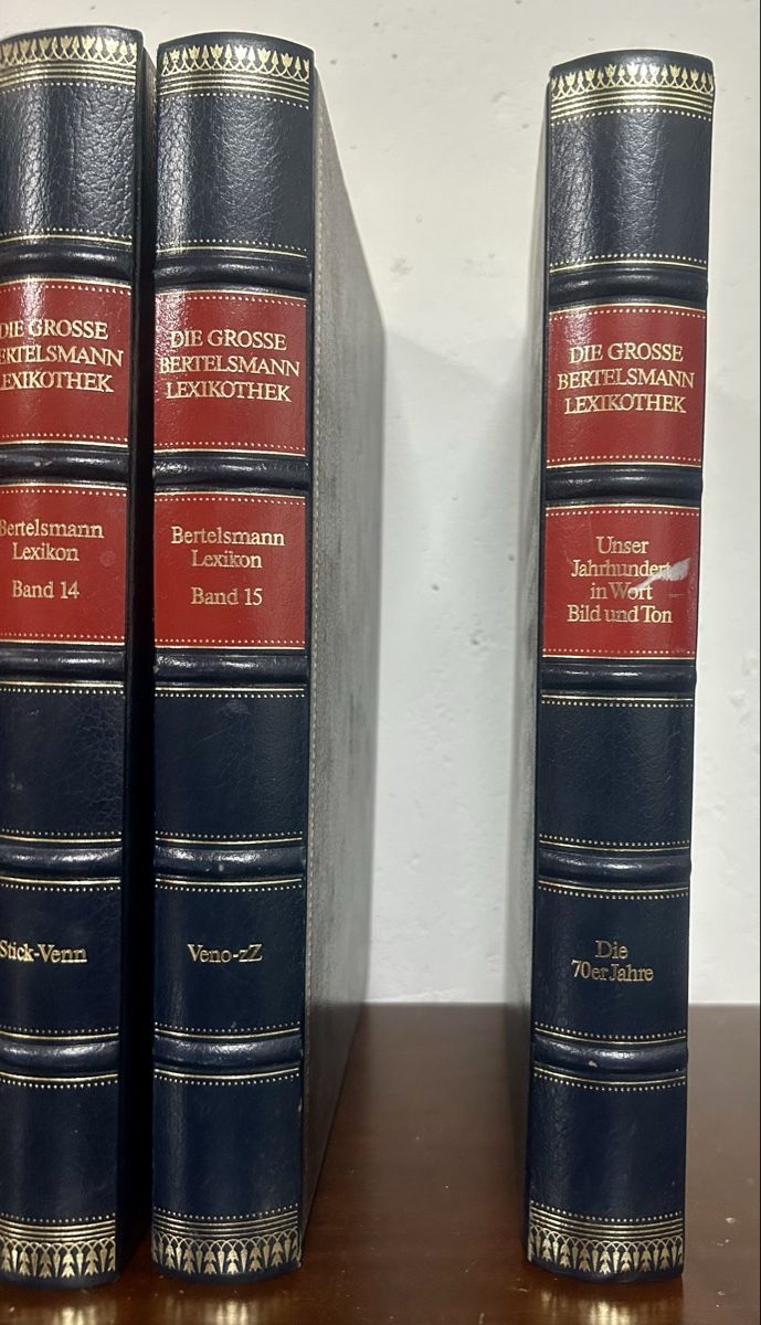 Libri: [ANTIK]: Grosse Bertelsmann Lexikothek - 15 Bände + Extra – Usato da Arni AG venduto da CreaFlex 1