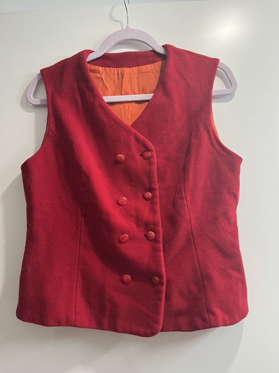 Gilet & Giacche: Rote Wollweste - vintage – Usato da Zürich venduto da Closetbesties