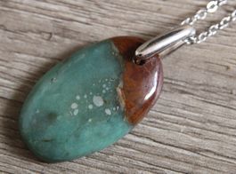 NEU  : Chrysopras Anhänger mit Edelstahlkette