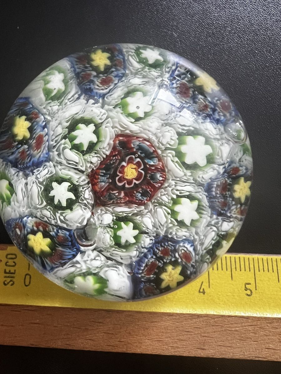 Murano Bicchieri: Murano Millefiori Paperweight – Nuovo (secondo la descrizione) da Gockhausen venduto da geo_ydf6 3