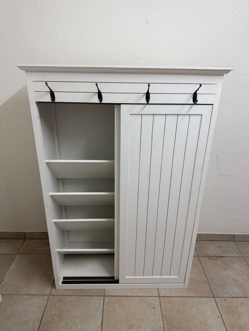 Loberon Armoires: Schuhschrank von Loberon – D'occasion à Rheinfelden par Daniela_76 1