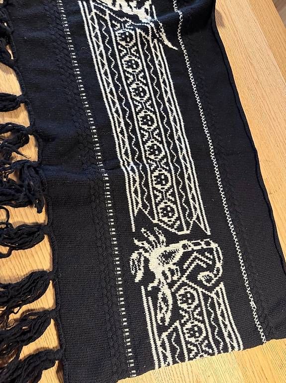 Foulards, Tücher & Schals: Alexander McQueen  Large Wool Shawl – Gebraucht aus Canobbio von esa_2vds 1