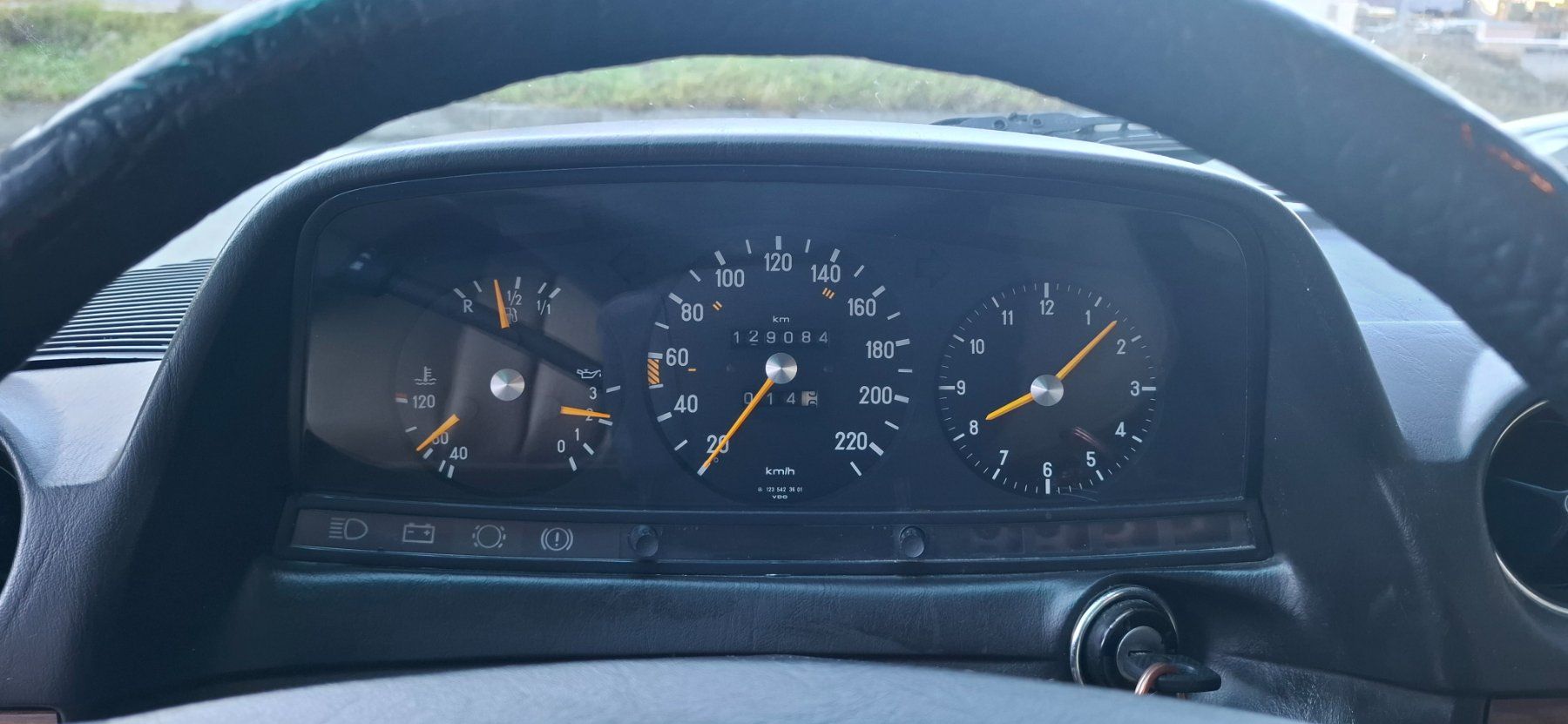 Mercedes-Benz Automobili: Mercedes Benz 280 CE – Usato da Visp venduto da Automotomassa 6