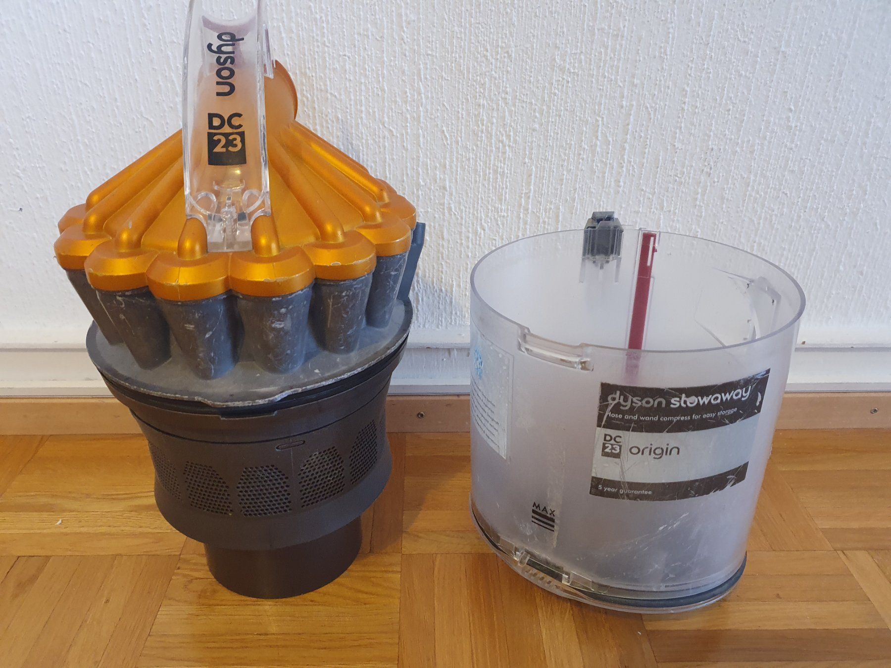 Dyson Aspirateurs & Accessoires: Cyclone Dyson DC23 d'occasion – D'occasion à Prilly par RoDyRe 6