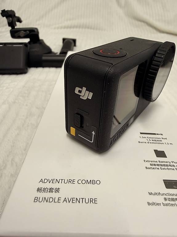 Action Cam: DJI Osmo Action 6 Adventure Combo – Gebraucht aus Kriegstetten von Levin7 2