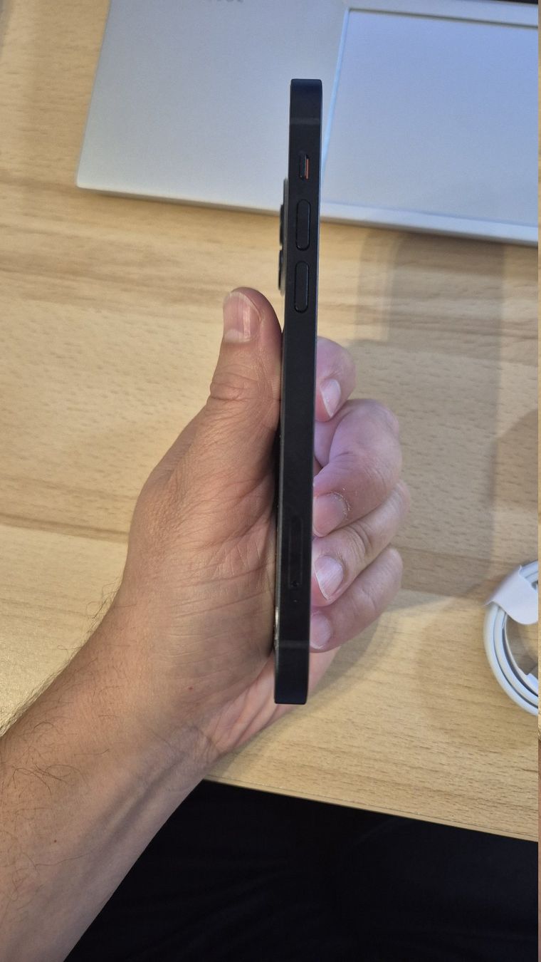Apple Handys / Smartphones: iPhone 12 128GB Black 3032 – Gebraucht aus Münchenbuchsee von MV_Solutions 8