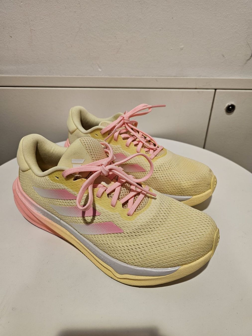 Adidas Scarpe da donna: Adidas Supernova Laufschuhe Gr 40 – Usato da Seewen SZ venduto da Chill