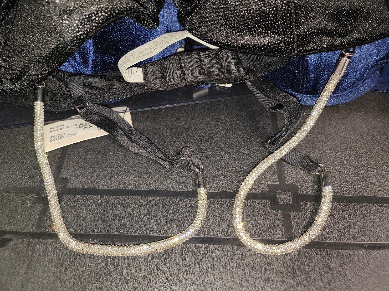Altra biancheria intima: Glitzer BHs mit Strass Trägern, Damen, Grösse 80B/36B – Nuovo (secondo la descrizione) da Niederhasli venduto da 8155irae 6