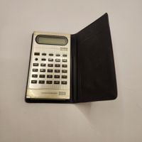 Casio AQ-2000 Universal Calendar – Vintage Rechner 1979