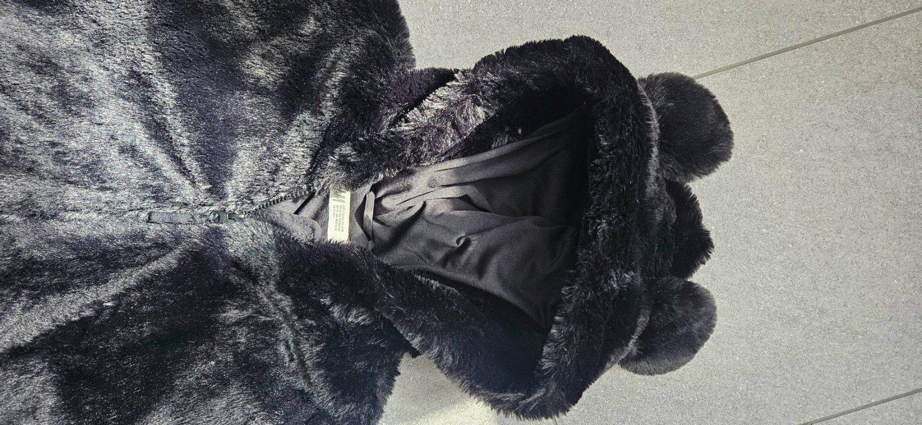 H&M Jacken & Mäntel: Teddyjacke Gr.158/164 – Gebraucht aus Basel von Ricardo.adela24 1