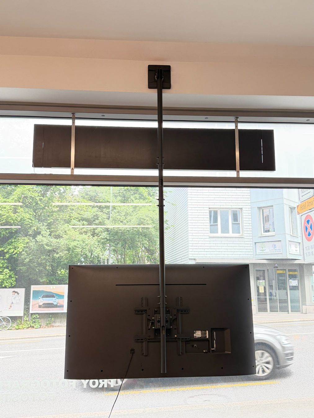 Supporti a parete: Ceilingmount LS – professionelle TV-Deckenhalterung – Usato da Olten venduto da antonio.troia 6