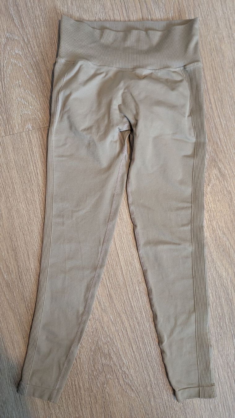 Pantaloni: Peachy passion leggings – Usato da Ettingen venduto da hms_w27b