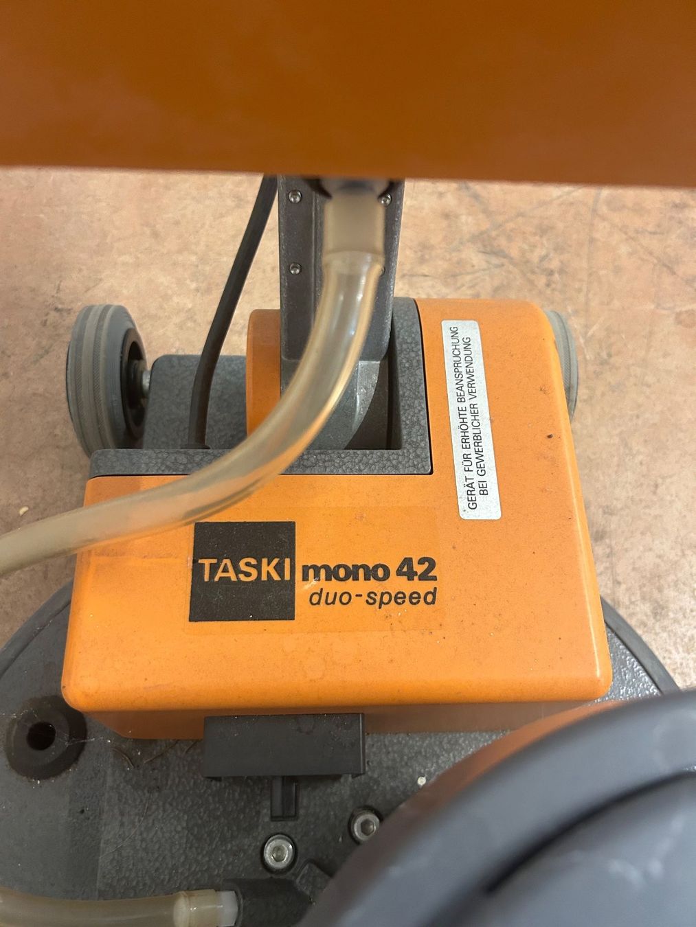Taski Mono 42 Bodenputzmaschine fast ungebraucht (Gebraucht) in Zürich ...