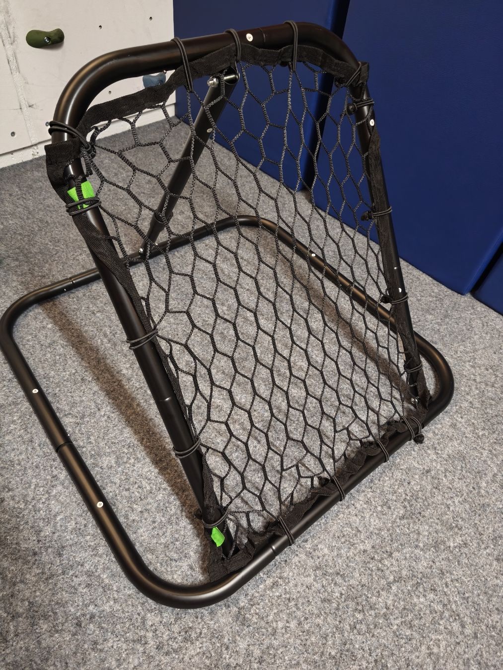 Buts de football & hockey: Rebounder Fussball Tor/Netz – D'occasion à Zofingen par cisk