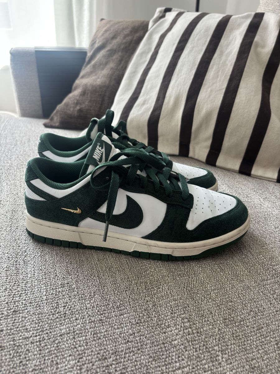 Nike Scarpe da uomo: Nike Dunk Low Sneaker  – Nuovo (secondo la descrizione) da Schaan venduto da Nina.Zander_1990