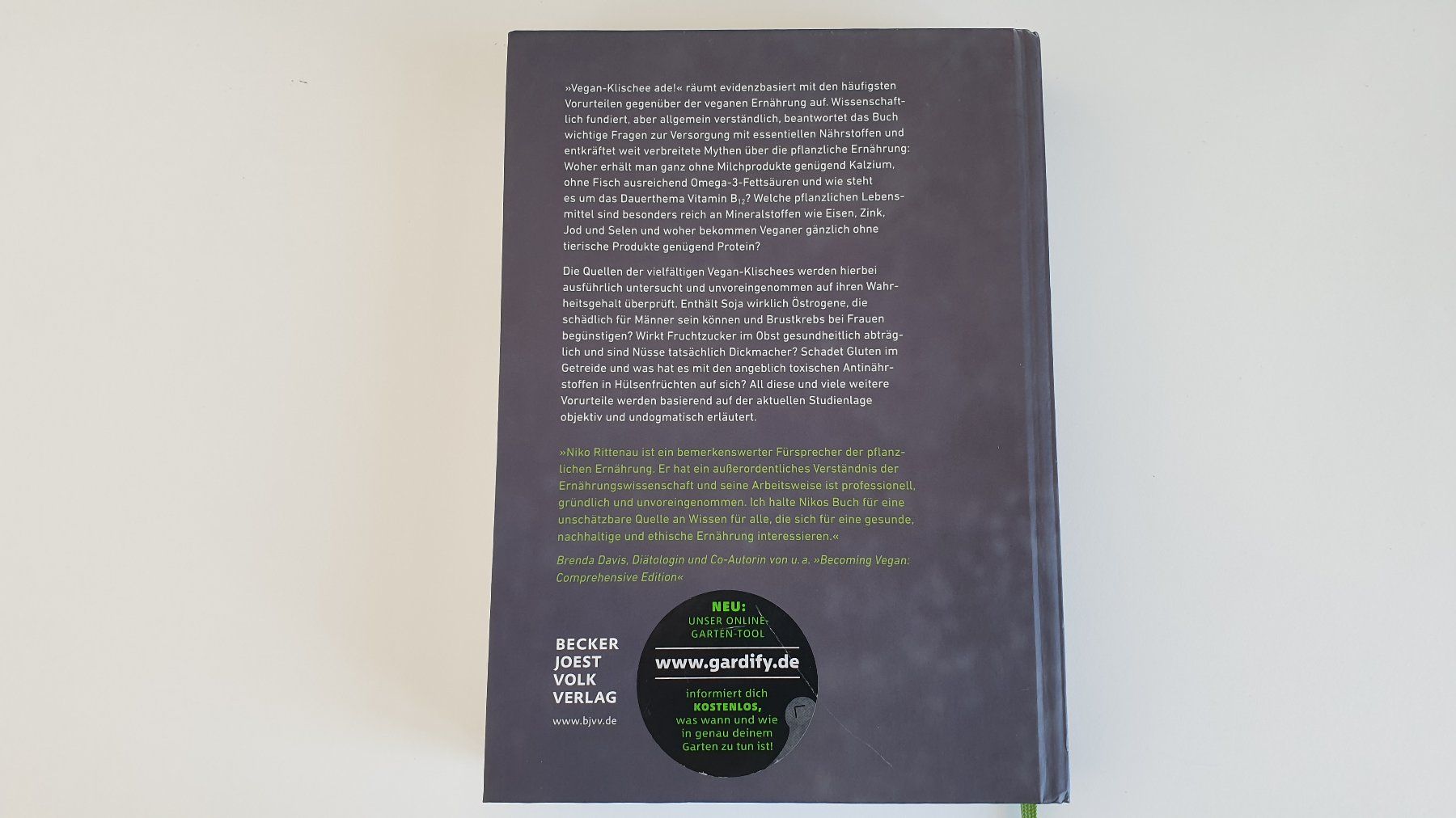 Libri: Niko Rittenau - Vegan-Klischee ade – Usato da Stäfa venduto da Supertramp73 1