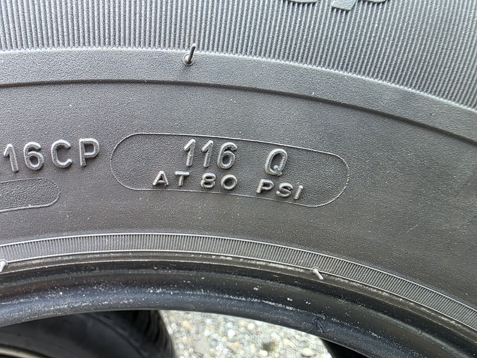 Michelin Pneumatici & Ruote complete: 2x Michelin Agilis Camper 225/75 R 16 – Usato da Oberwil (Dägerlen) venduto da Lugi17 5